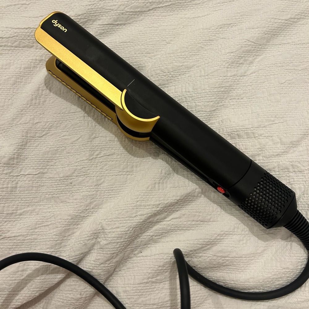 Dyson Airstraight Straightner